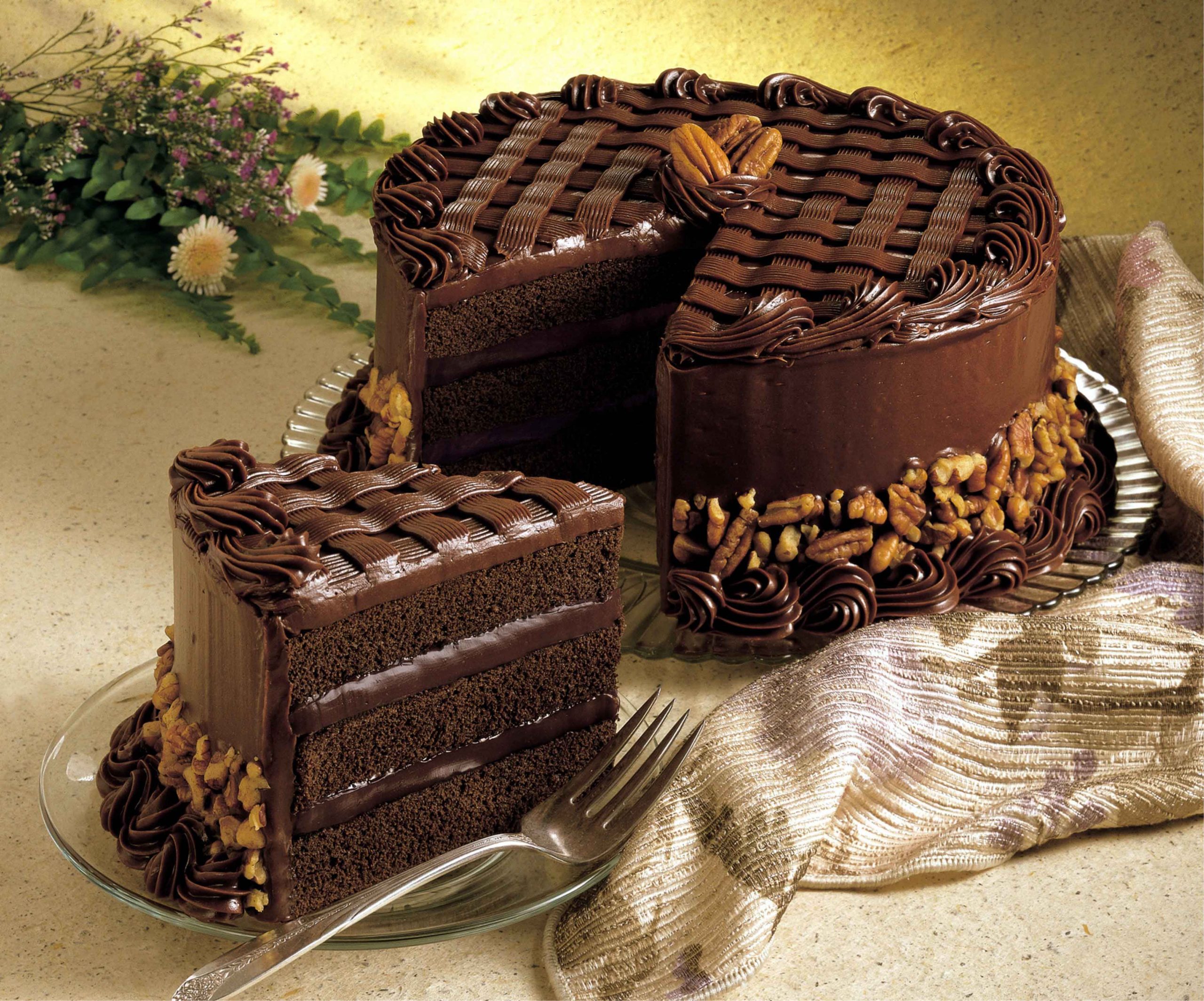 کیک شکلاتی اسفنجی