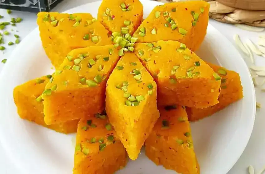 شیرینی لوز نارگیل شیرینی لوز نارگیل