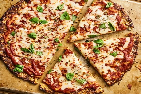 طرز تهیه شام رژیمی پیتزای گل کلم