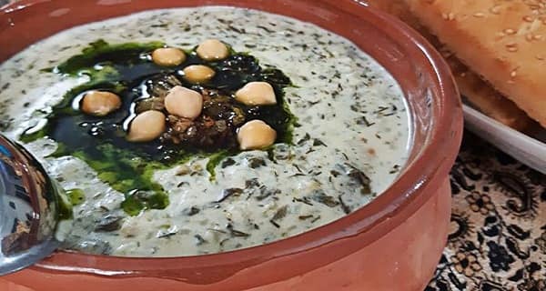 مواد لازم آش دوغ برای 4 نفر