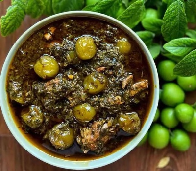 نکات تهیه خورشت گوجه سبز