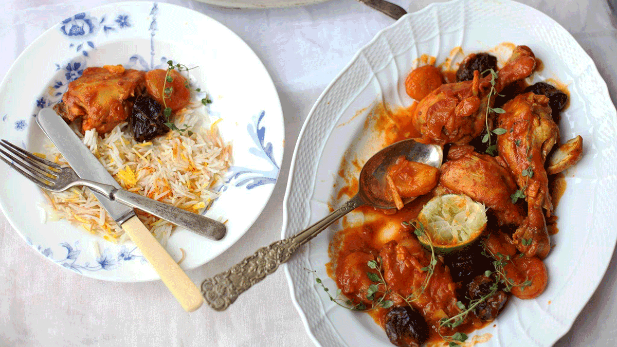 خورشت مرغ و آلو مجلسی