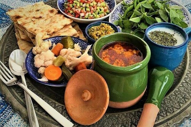   آبگوشت کلم قمری
