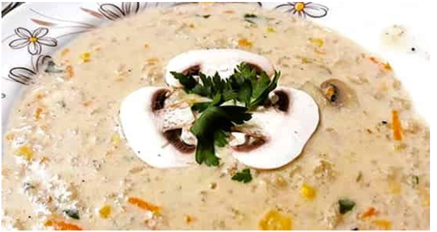 سوپ مرغ و قارچ