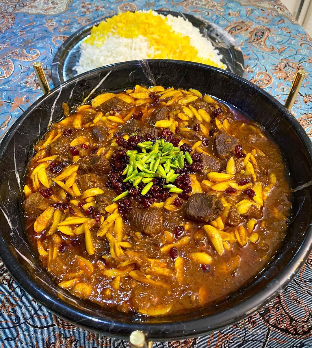 مواد لازم خورشت خلال برای 4 نفر