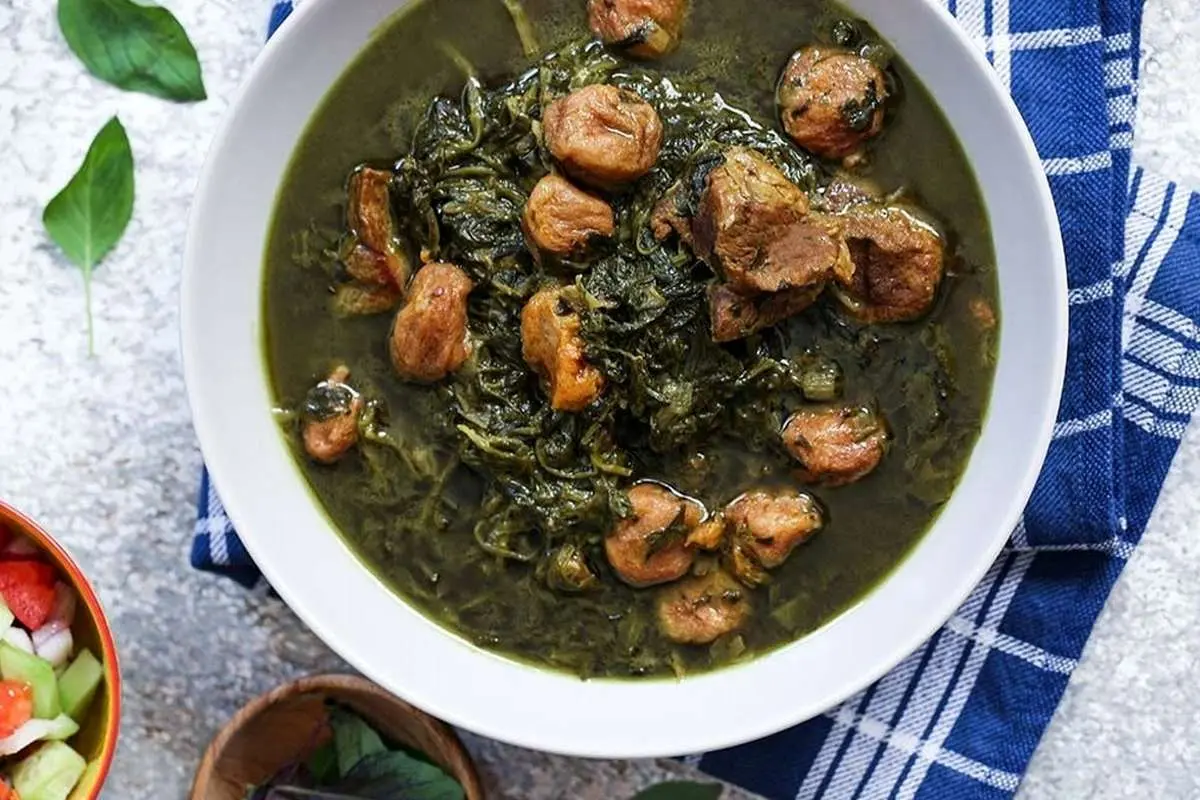 خورش آلو اسفناج مجلسی