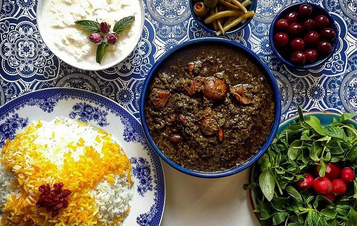 طرز تهیه خورشت قورمه سبزی