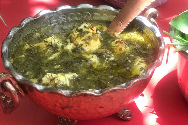 خورشت گوجه سبز مازندرانی