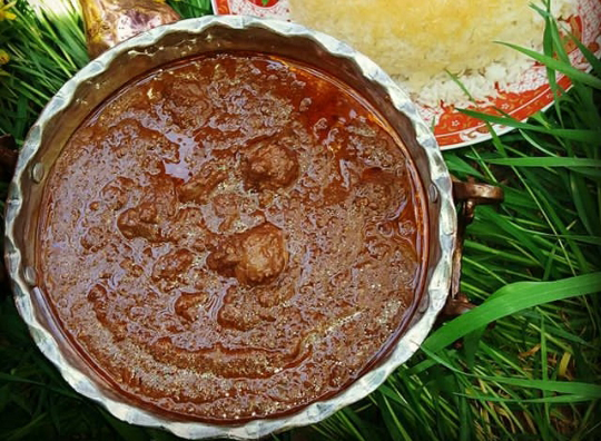 خورشت فسنجان با رب انار