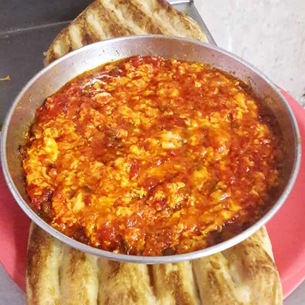 املت گوجه‌فرنگی