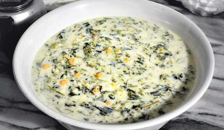 طرز تهیه آش ماست با نخود و لوبیا 