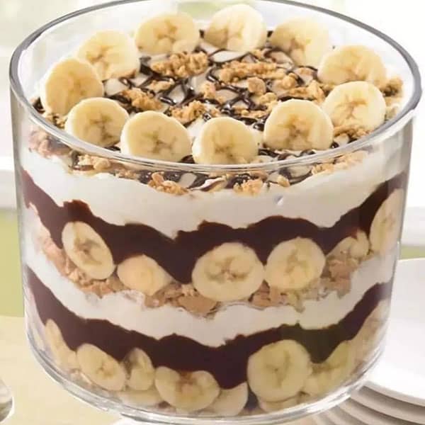 تزیین دسر موز و بیسکویت