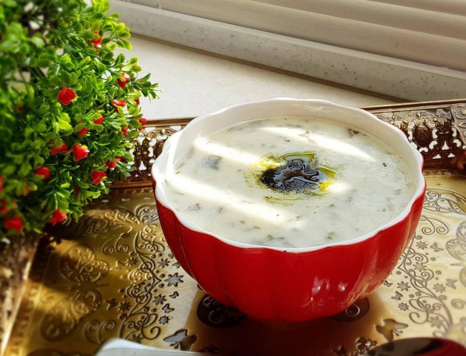 مواد لازم آش دوغ سرعین