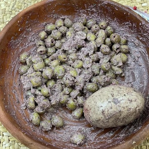طرز تهیه زیتون پرورده بدون انار