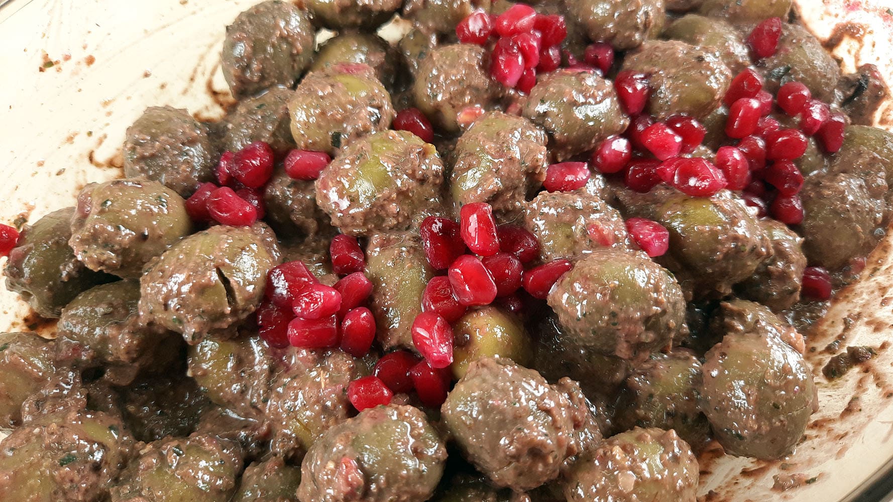 طرز تهیه زیتون پرورده خانگی