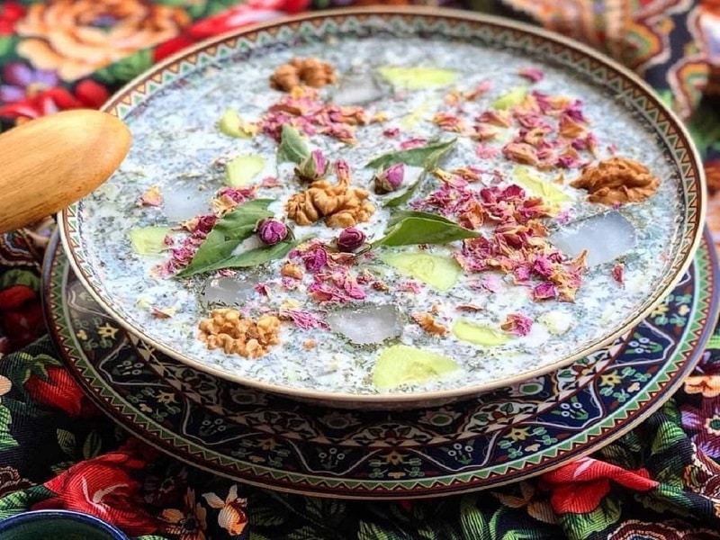 مواد اولیه آب دوغ خیار