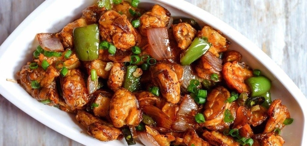 طرز تهیه خوراک مرغ و قارچ 