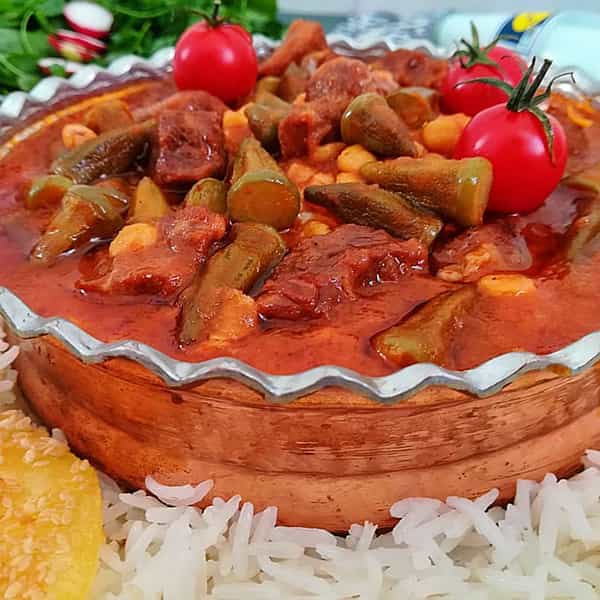 خوراک بامیه و گوجه