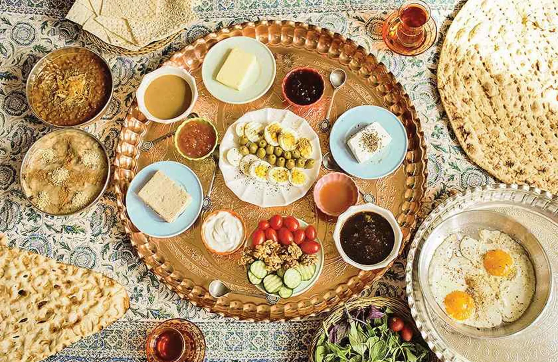 صبحانه رنگارنگ و جذاب - ایرانی فود